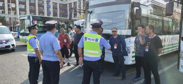 中文亲孑伦XX Xⅹ：最新进展揭示了家庭关系对心理健康的重要影响与未来研究方向