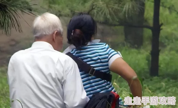 老太婆户外野战xxx嚣张姐妹勇敢追梦展现自我积极向上成就未来