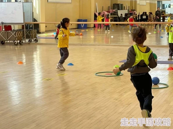 真空体育课h文据说隔壁班体育老师也参与了还拍了视频现在学校论坛都传疯了 真空体育课h文据说隔壁班体育老师也参与了还拍了视频现在学校论坛都传疯了