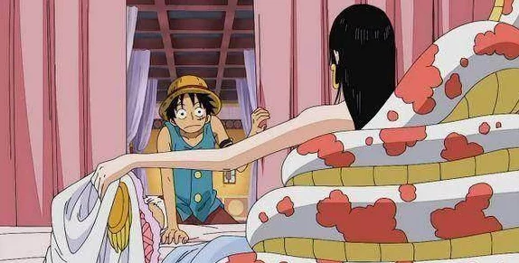 海贼女帝被海军俘虏本子路人称目睹天龙人与其共进晚餐疑似有秘密交易 海贼女帝被海军俘虏本子路人称目睹天龙人与其共进晚餐疑似有秘密交易