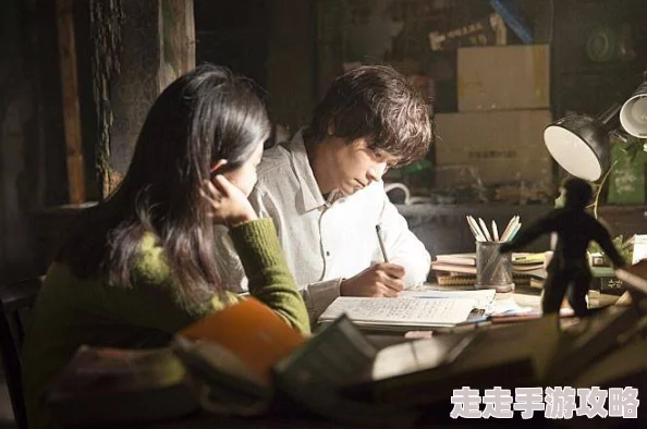 真人毛片画面模糊不清，剧情低俗无聊，浪费时间，毫无艺术价值可言