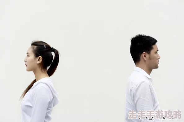 重生军嫂攻略听说男主以前有个白月光青梅竹马