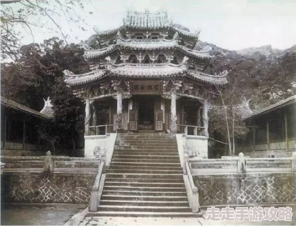 欧美异族少另类圈内盛传某位混血新星疑似与神秘富商交往频繁出入高级场所 欧美异族少另类圈内盛传某位混血新星疑似与神秘富商交往频繁出入高级场所