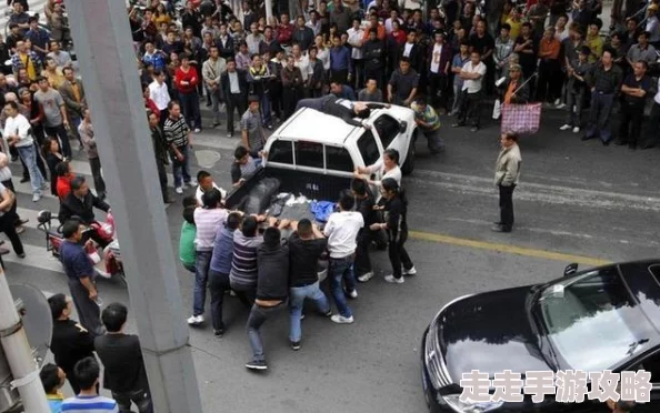 疯狂四P群体交乱警方已介入调查呼吁知情者提供线索