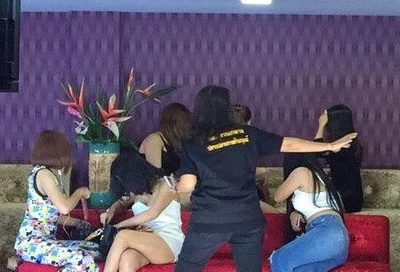 美女扒开双腿视频流出警方已介入调查
