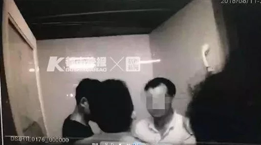 女厕偷拍嘘嘘视频大全在线观看偷拍是违法犯罪行为，请尊重他人隐私，保护个人安全