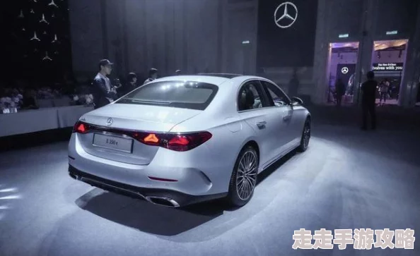 DNF套装属性揭秘：2024最新爆料，哪套装备属性更胜一筹？